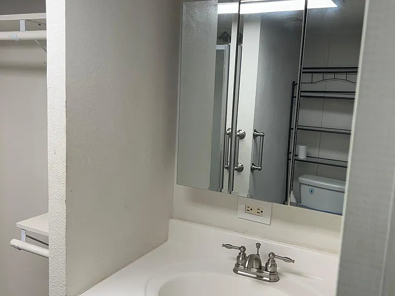 2624 FM 346 N — Photo 12