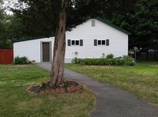 17 Bunker Ln, Madbury, NH 03823
