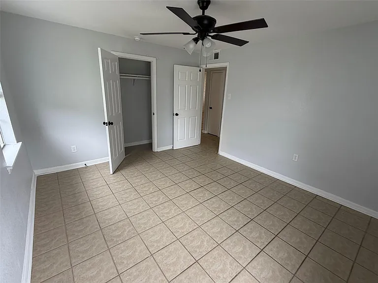 401 Branch St — Photo 17
