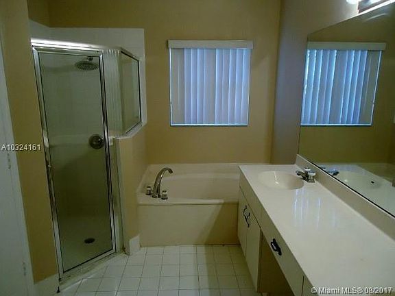 5th image of 16249 NW 24th St
