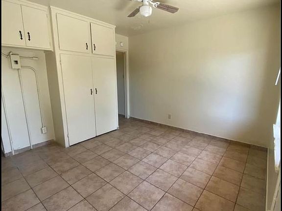 5th image of 2747 Nebraska Ave #A
