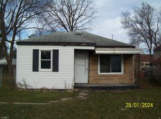 1503 Kenneth St, Burton, MI 48529