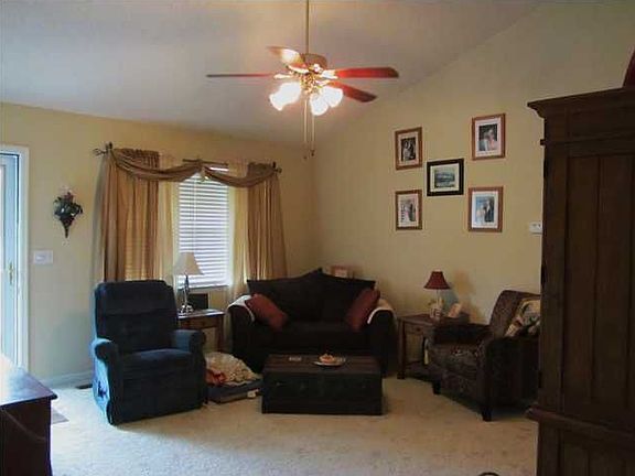 5th image of 334 Harden Dr