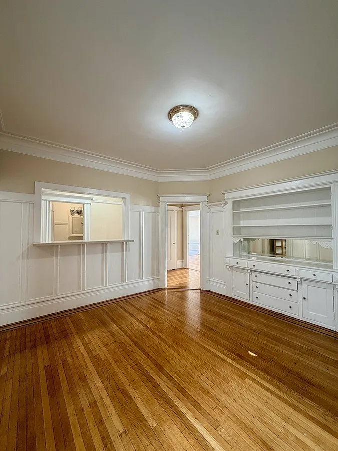 Building Photo - 1441 Larkin St #2