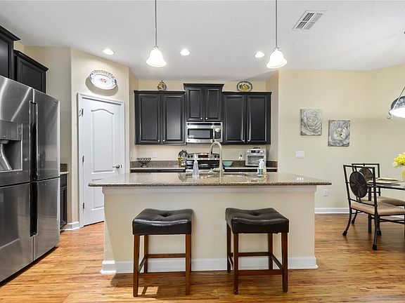 4th image of 3988 Serena Ln