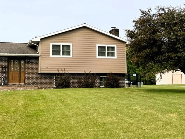 982 Barclay Rd, Indiana, PA 15701