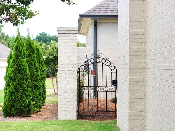 5th image of 117 Mulberry Ln