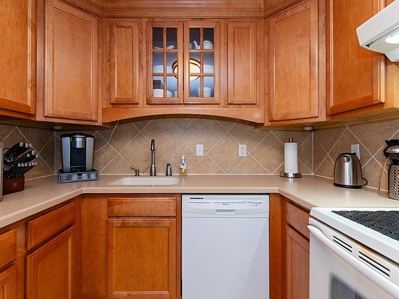 5th image of 55 Tall Oaks Dr Unit 503