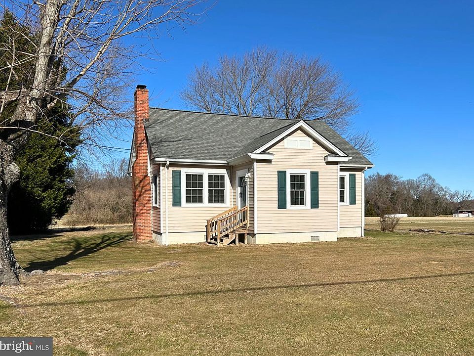 1st image of 383 Lake Rd