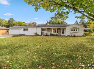 3348 Poinsettia Ave SE, Grand Rapids, MI 49508