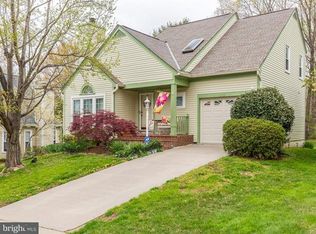 12203 Dapple Gray Ct, Woodbridge, VA 22192