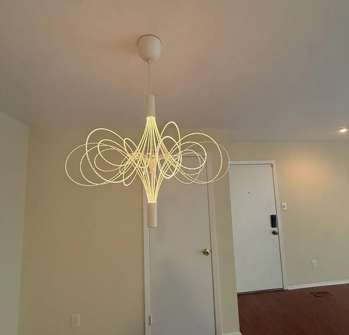 2 bed, 940 sqft, $2,200 — Photo 3