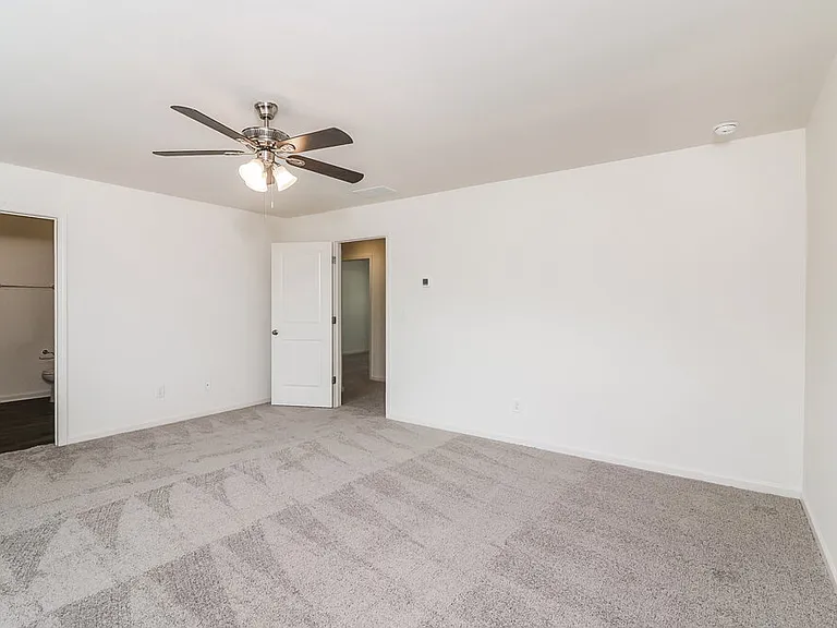 7738 Sudbury Cir — Photo 12