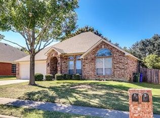 1411 Parkside Dr, Mansfield, TX 76063