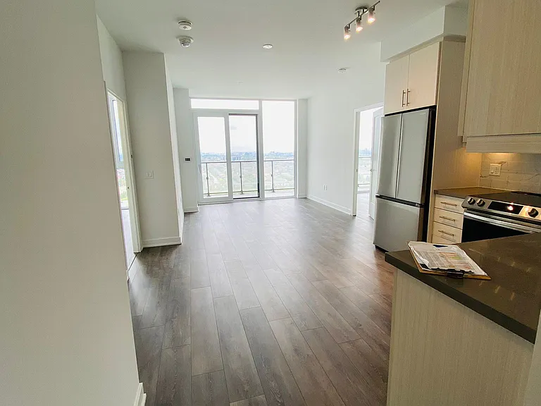 105 Oneida Cres #2107 — Photo 3