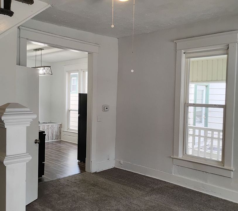 1st image of 522 N 13th St