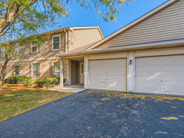 1106 Canterbury Ct APT D, Elgin, IL 60120