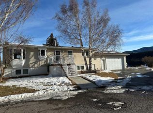 1801 W 82nd St, Crowsnest Pass, AB T0K0M0