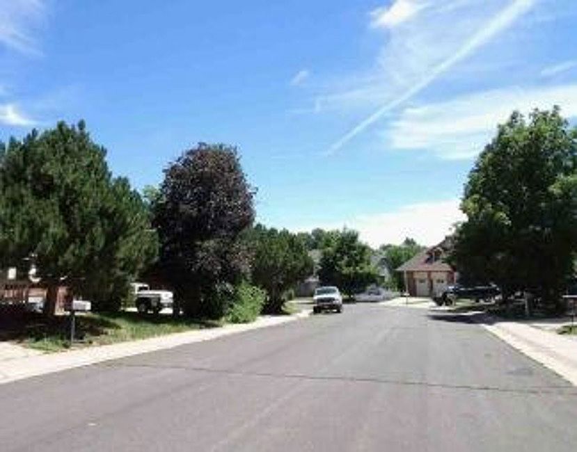 2nd image of 17497 E Kenyon Dr