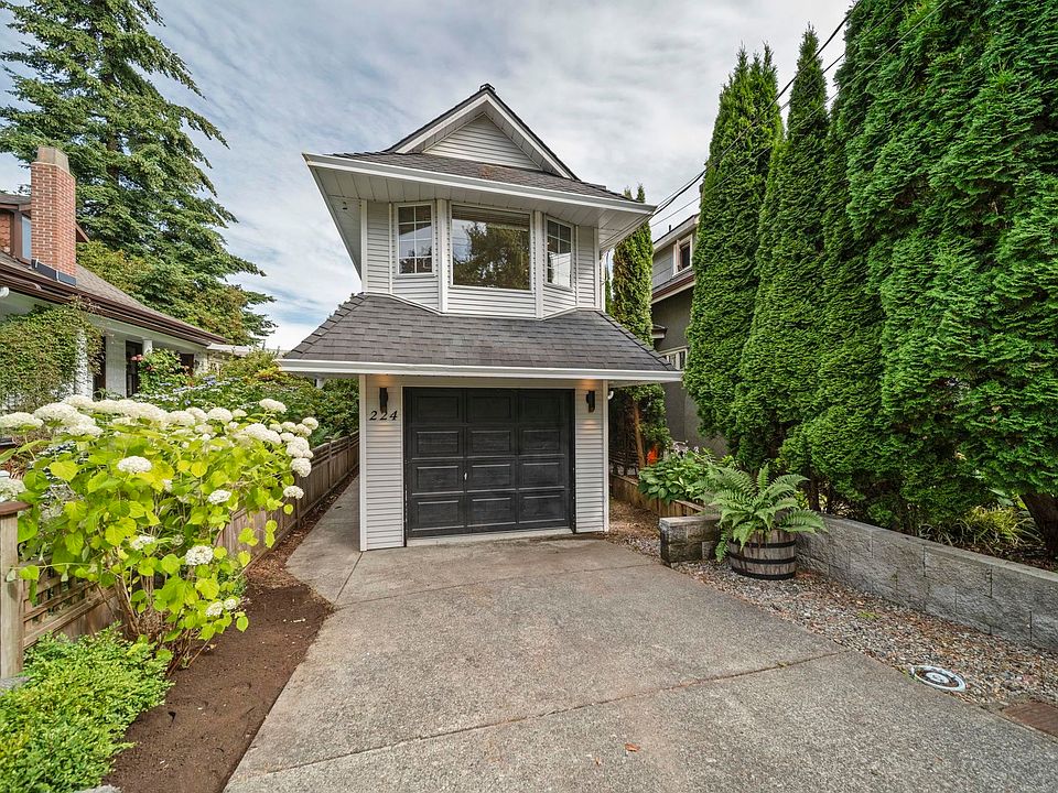 1st image of 224 4th Ave