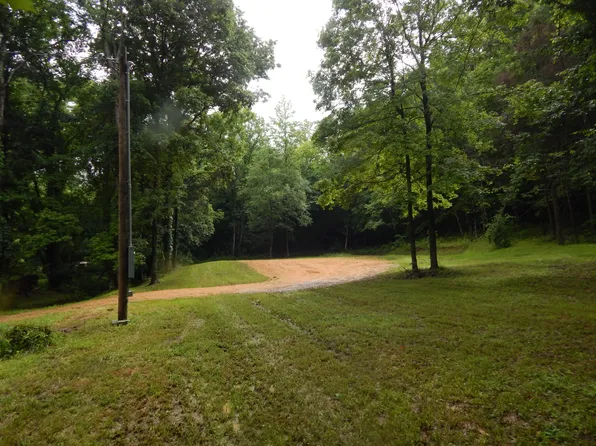 321 Ian Dr, Clifton, TN 38425