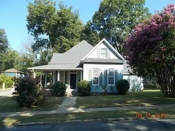 907 E College Ave, Batesville, AR 72501