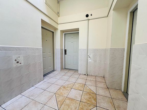 2nd image of 250 S Orange Ave APT 7
