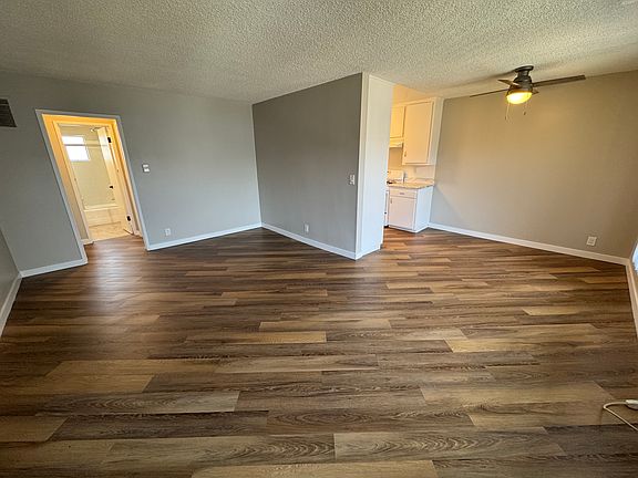 5th image of 5420 Russell Ave #305