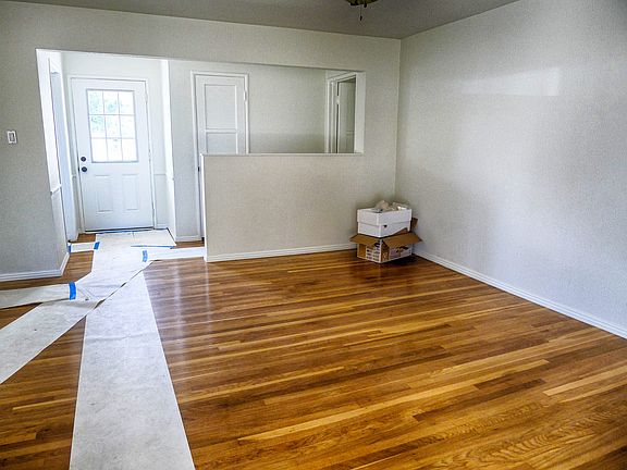 4th image of 17201 Hemmingway St