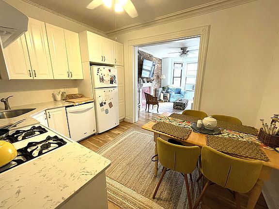 4th image of 438 7th Ave APT 4