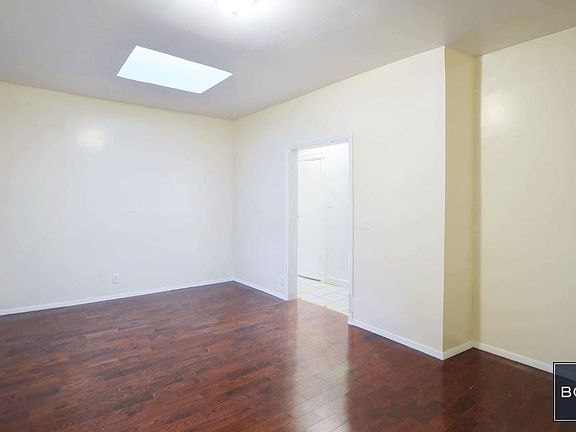 5th image of 532 Grant Ave #2