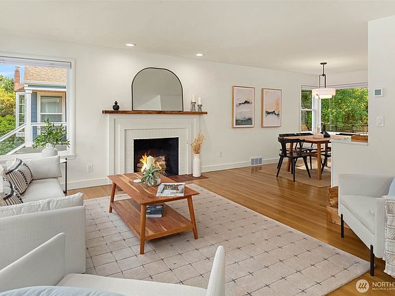 2nd image of 8233 40th Avenue NE