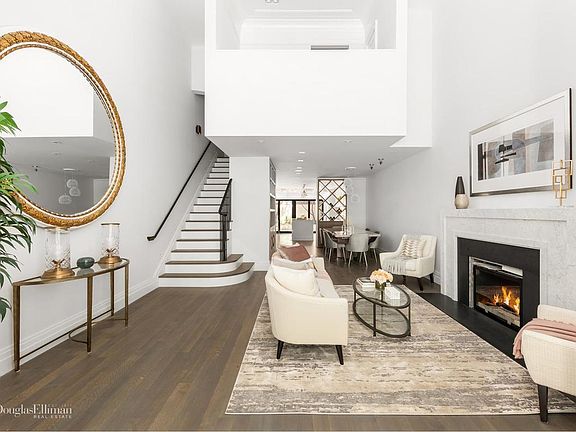 4th image of 103 E 91st St