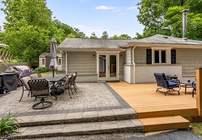 1020 Green Pond Rd — Photo 6