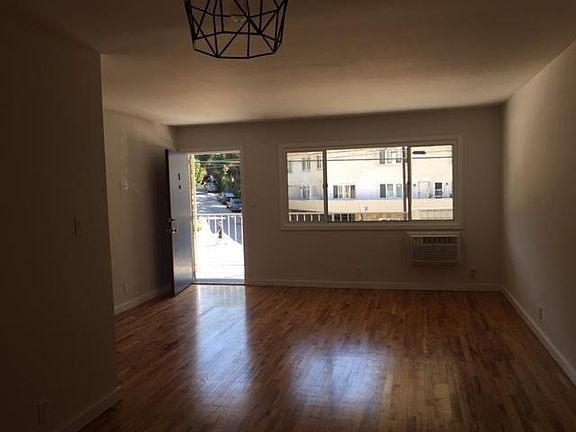 5th image of 1841 Griffith Park Blvd APT 5