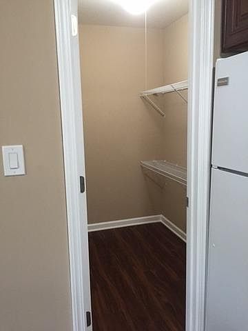 LARGE walk-in pantry