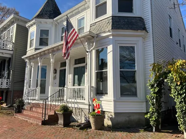 330 Middle St, Portsmouth, VA