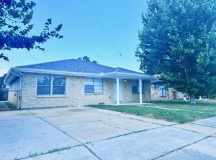 303 E Josephine St, Chalmette, LA 70043