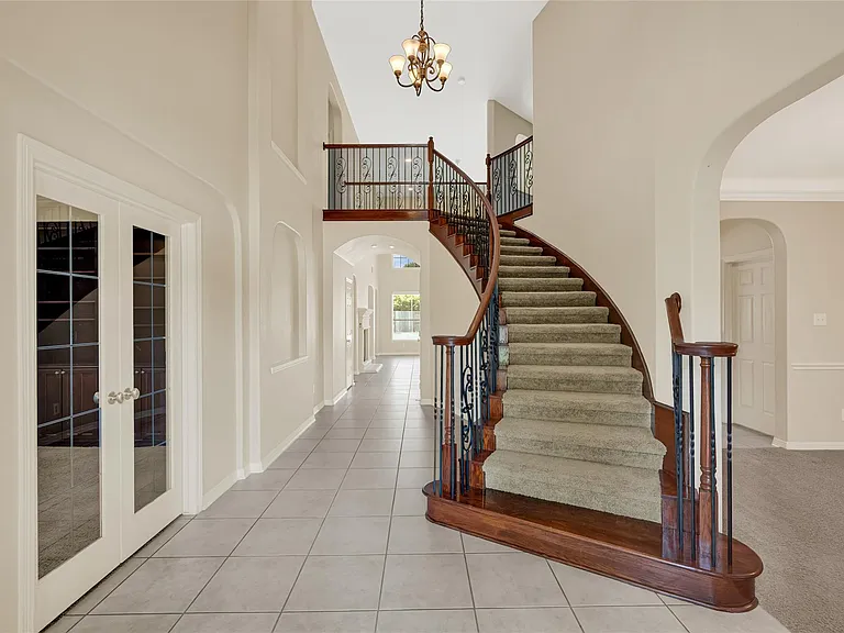 3906 Point Cuero Ct — Photo 4