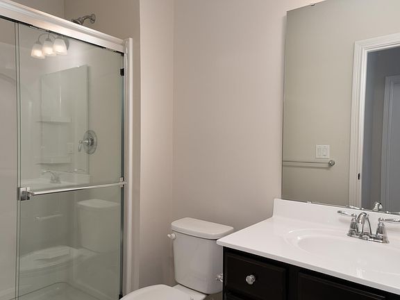 The Bennett C Full Bath