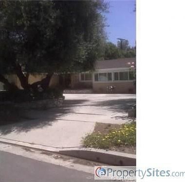 2nd image of 5834 Keokuk Ave