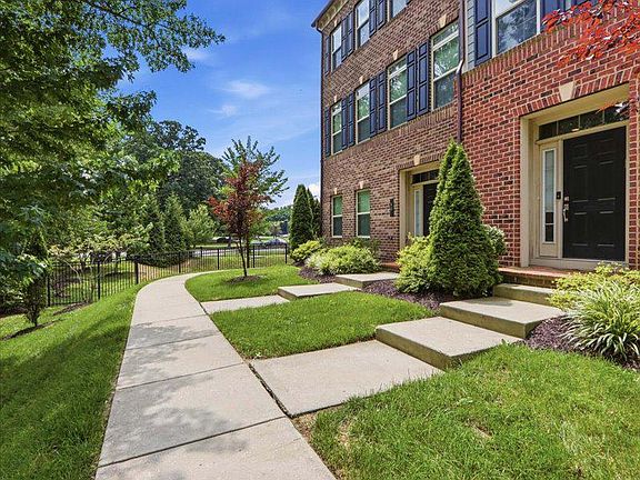 2nd image of 40 Wedge Way #7