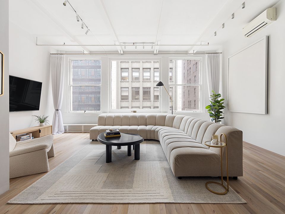 1st image of 28 W 38th St #6EAST