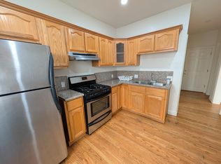 149 S Manhattan Pl #106, Los Angeles, CA 90004