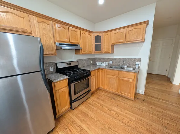 149 S Manhattan Pl #106, Los Angeles, CA 90004