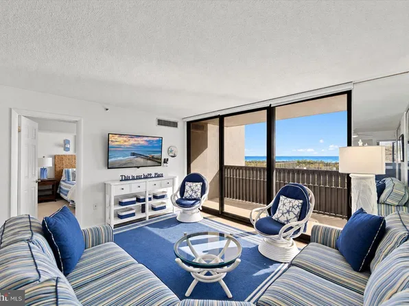 104 Farragut House Rd, Bethany Beach, DE 19930