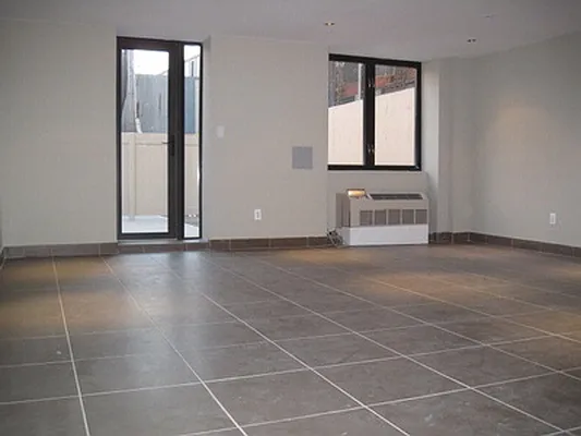 Sold by Skyline Group Real Estate | media 17