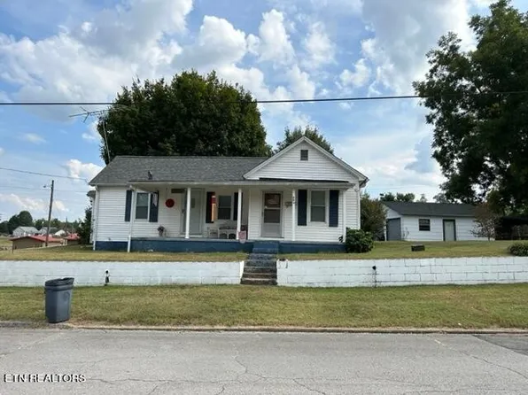 303/305 Ferry St, Loudon, TN 37774