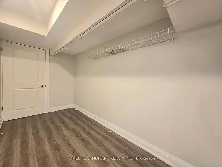 6 Fernwood Ct #A — Photo 11