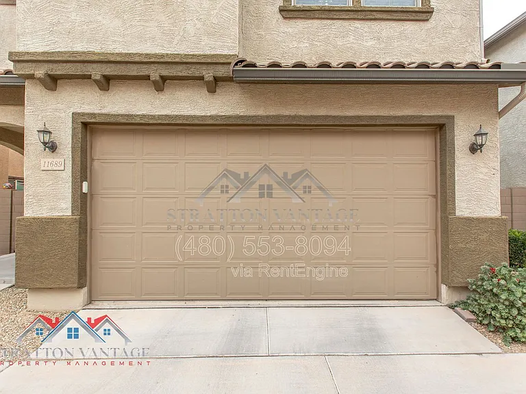 11689 N 166th Dr — Photo 10